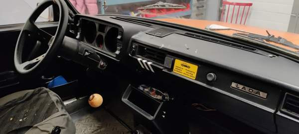 Lada 2105 Oulu - valokuva 6