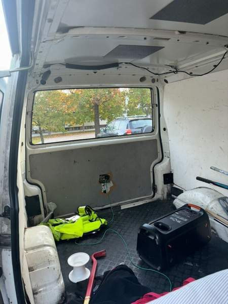 Volkswagen Transporter Helsinki - изображение 7