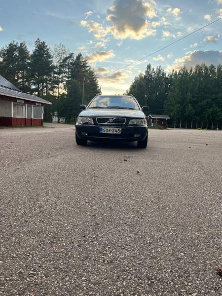 Volvo V40 Somero - изображение 4