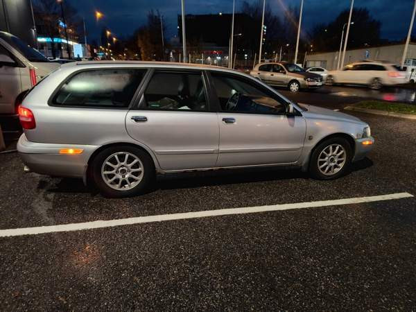 Volvo V40 Helsinki - valokuva 8
