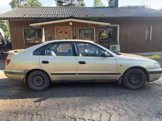 Toyota Carina Nokia