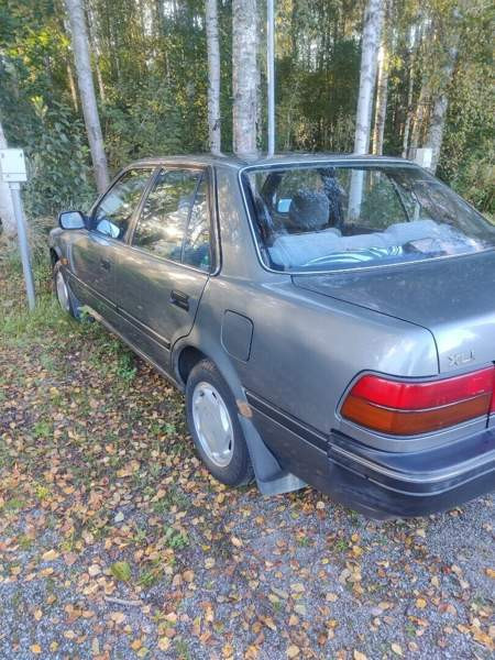 Toyota Carina II Tampere - valokuva 4