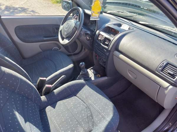 Renault Clio Helsinki - photo 8