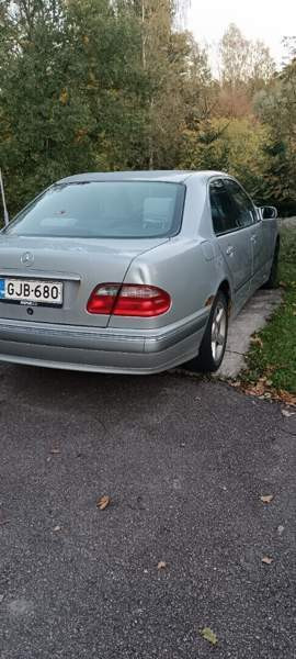 Mercedes-Benz 240 Глебычево - изображение 3