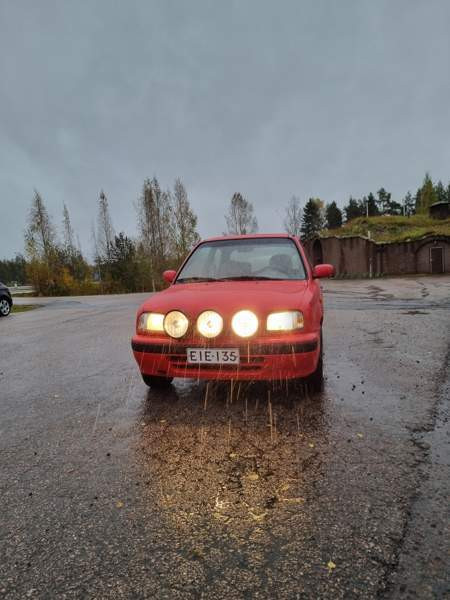 Nissan Micra Ugleural'skiy - valokuva 5