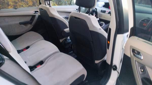 Citroen Grand C4 Picasso Рийхимяки - изображение 8