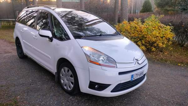 Citroen Grand C4 Picasso Рийхимяки - изображение 2