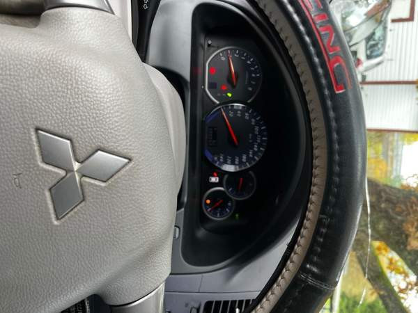 Mitsubishi Grandis Киркконумми - изображение 5