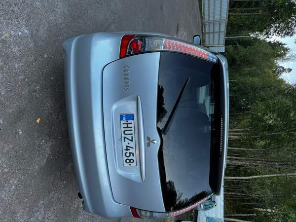Mitsubishi Grandis Киркконумми - изображение 4