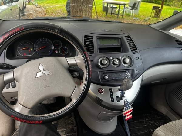 Mitsubishi Grandis Киркконумми - изображение 6