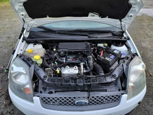 Ford Fiesta Van Lapua – foto 1