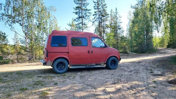 Chevrolet Astro Ylistaro - valokuva 5