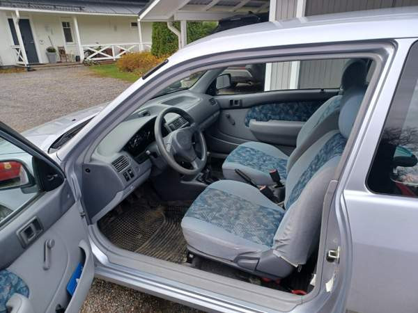 Toyota Starlet Vähäkyrö - valokuva 6
