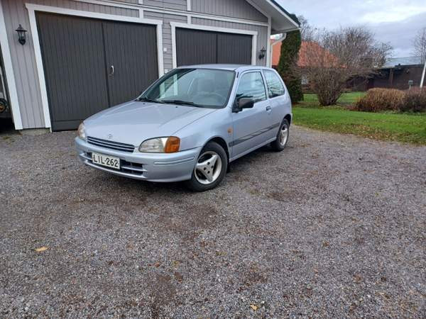 Toyota Starlet Vähäkyrö - valokuva 1