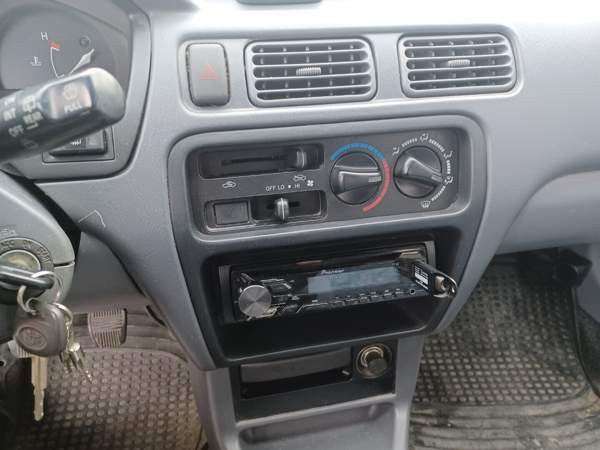 Toyota Starlet Vähäkyrö - valokuva 8