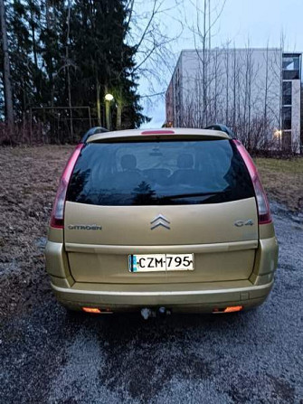 Citroen Grand C4 Picasso Glebychevo - valokuva 6