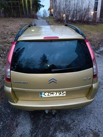 Citroen Grand C4 Picasso Glebychevo - valokuva 4