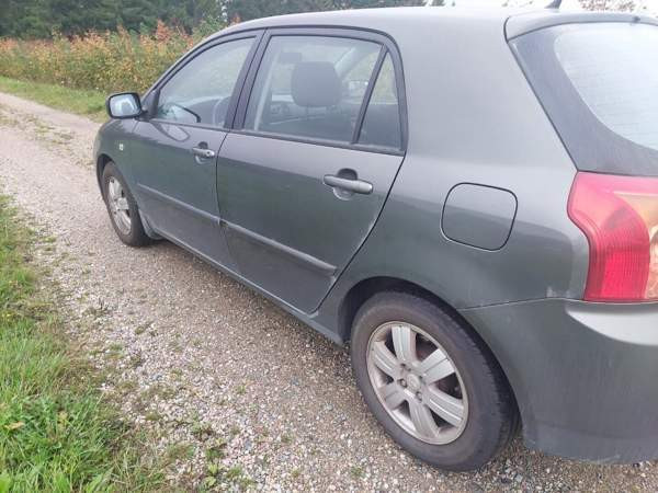 Toyota Corolla Куопио - изображение 2