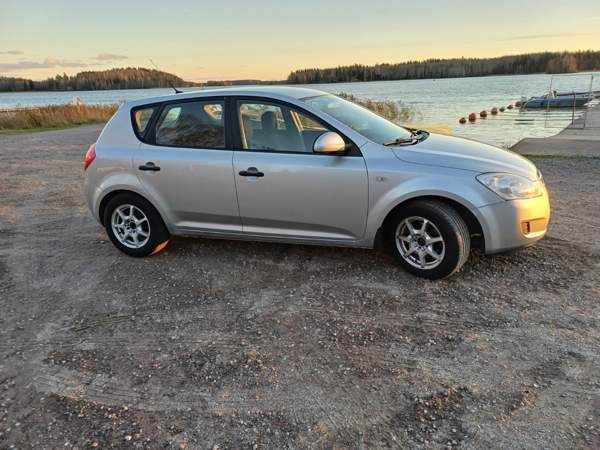 Kia Ceed Loppi - photo 2