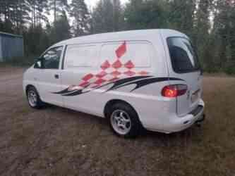 Hyundai H1 Van Merikarvia