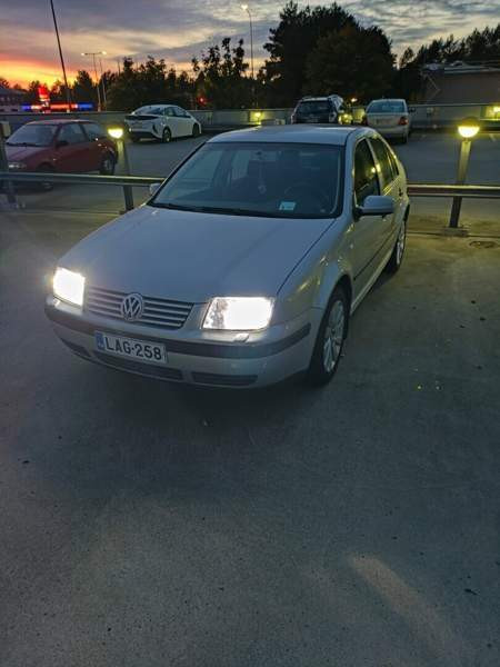 Volkswagen Bora Vantaa - valokuva 2