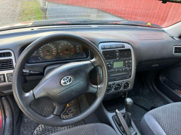 Toyota Avensis Jakobstad - valokuva 2