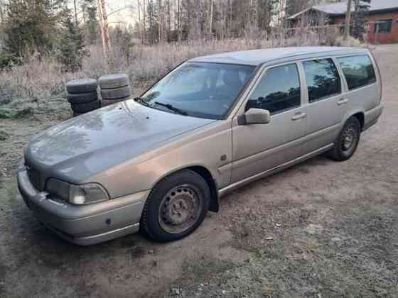 Volvo V70 Konnevesi