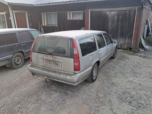 Volvo V70 Konnevesi - valokuva 3
