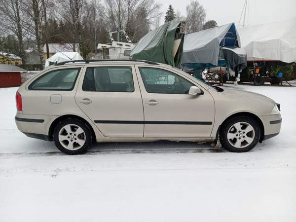 Skoda Octavia Sulkava - valokuva 4
