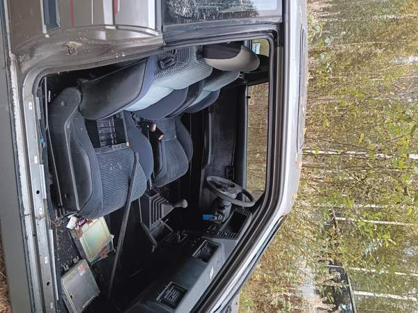 Nissan Sunny Sulkava - valokuva 5