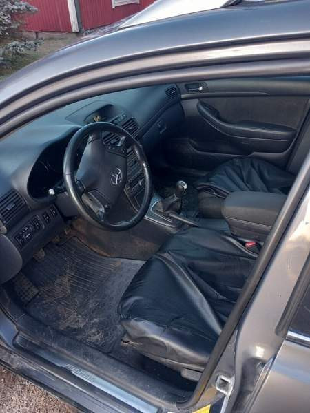 Toyota Avensis Piippola - изображение 5