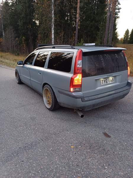Volvo V70 Multia - valokuva 3