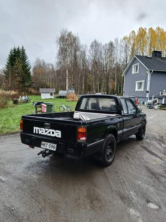 Mazda 2000 Paltamo - valokuva 4