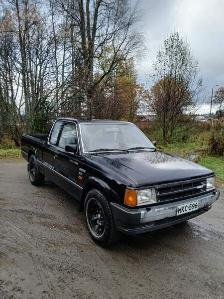 Mazda 2000 Paltamo - photo 2