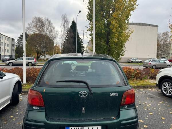Toyota Yaris Hämeenlinna - valokuva 3