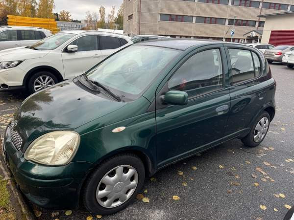 Toyota Yaris Hämeenlinna - valokuva 8