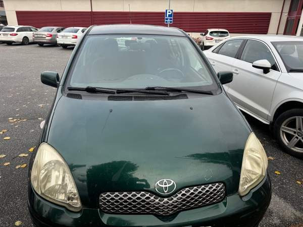 Toyota Yaris Hämeenlinna - valokuva 5
