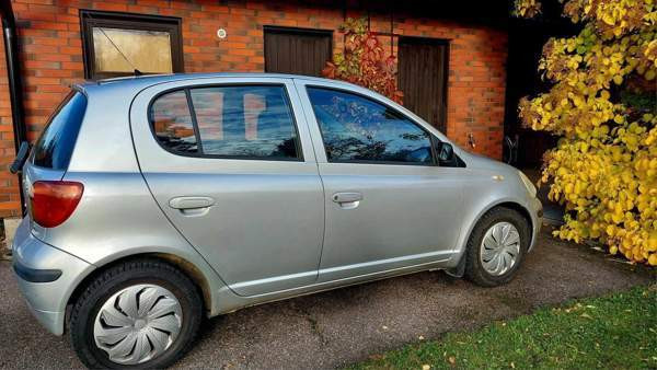 Toyota Yaris Helsinki - photo 1