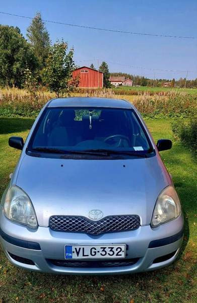 Toyota Yaris Helsinki - photo 2