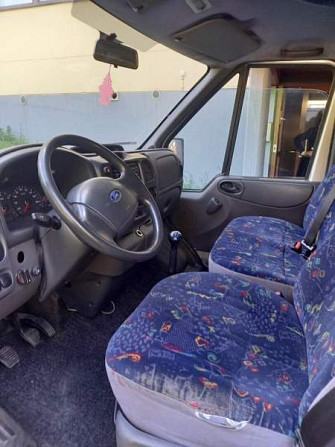 Ford Transit Raahe - valokuva 4