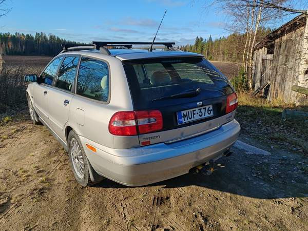 Volvo V40 Лаппенранта - изображение 2