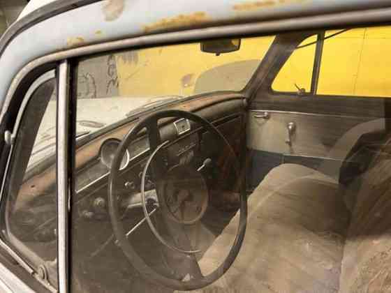 Mercedes-Benz 190 Hafnarfjoerdur