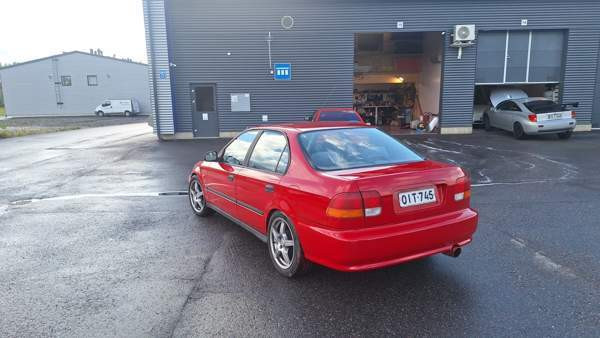 Honda Civic Vantaa - valokuva 3