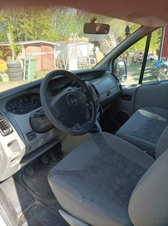 Opel Vivaro Oulu - valokuva 6