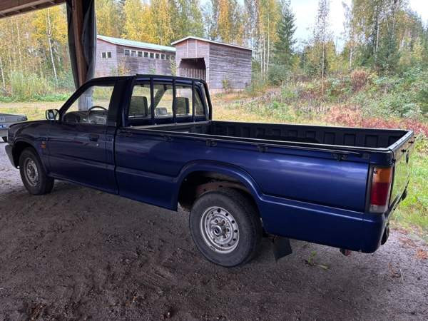 Mazda B2500 Orivesi - изображение 2