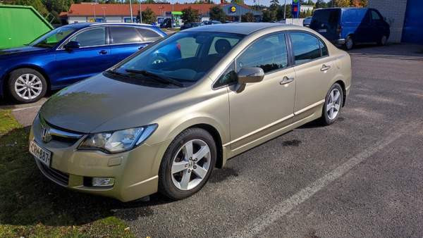 Honda Civic Jaervenpaeae - photo 2