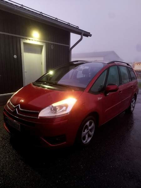 Citroen Grand C4 Picasso Ulvila - изображение 1