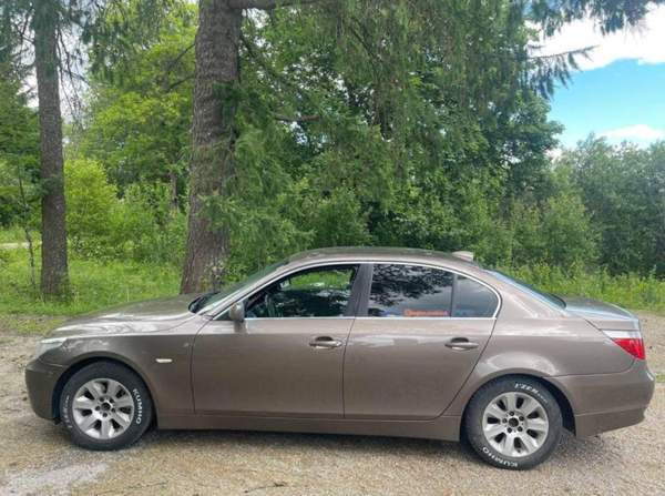 BMW 530 Sarov - valokuva 5