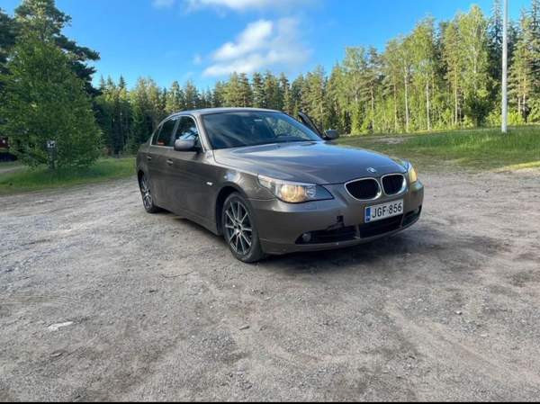 BMW 530 Sarov - valokuva 3