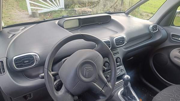 Citroen C3 Picasso Raasepori - photo 7